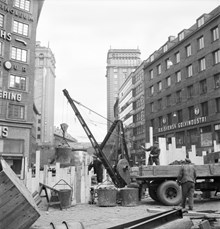 Tunnelbanebygget i  korsningen  Kungsgatan - Sveavägen