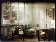 Stockholmsutställningen 1930, rumsinteriör med fåtölj och bord