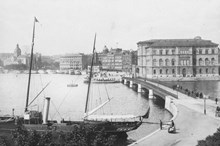 Nationalmuseum sett från Skeppsholmen. Vy mot nordväst