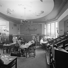 Stureplan 6. Restaurang Sturehof