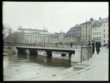 Munkbron och Riddarholmskanalen. I fonden Riddarhuset