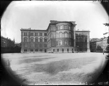 Norra Latinläroverket, västra fasaden; Drottninggatan 71 B